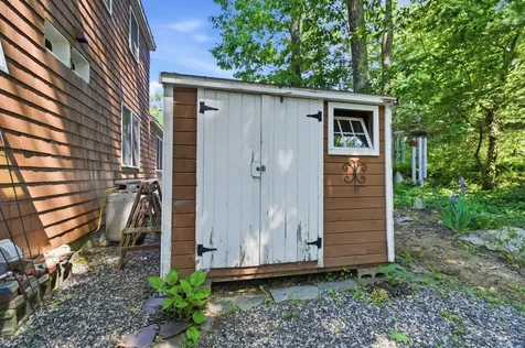 17 Waco Drive Biddeford ME 04005