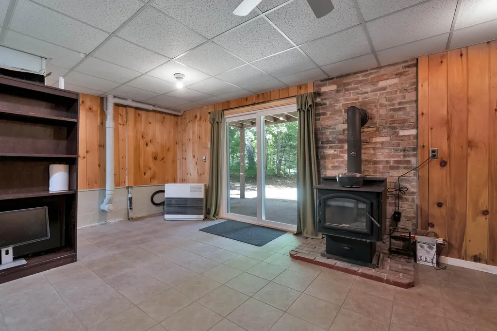 6 Page Brook Road Standish ME 04084