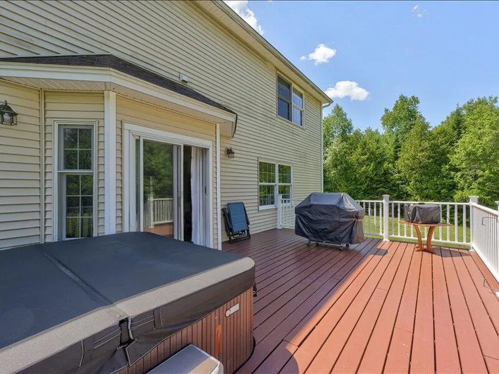 43 Skyline Road Bangor ME 04401