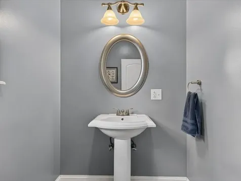 43 Skyline Road Bangor ME 04401