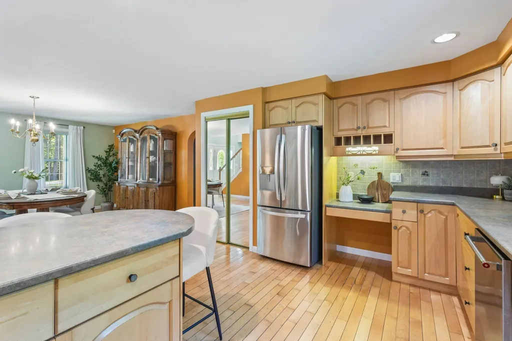 352 Log Cabin Road Arundel ME 04046