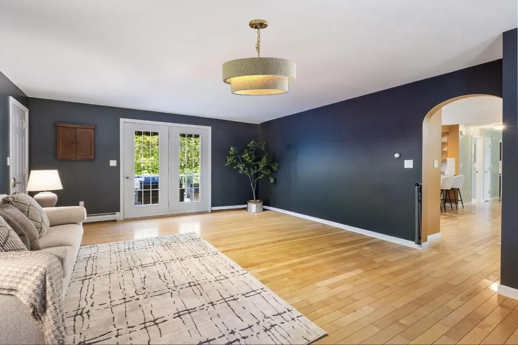 352 Log Cabin Road Arundel ME 04046