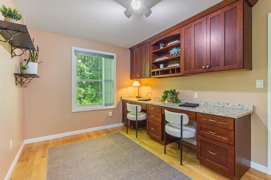 352 Log Cabin Road Arundel ME 04046