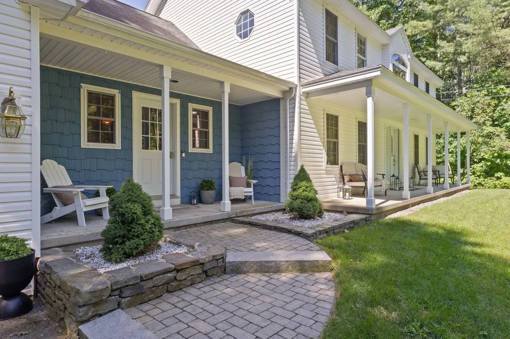352 Log Cabin Road Arundel ME 04046