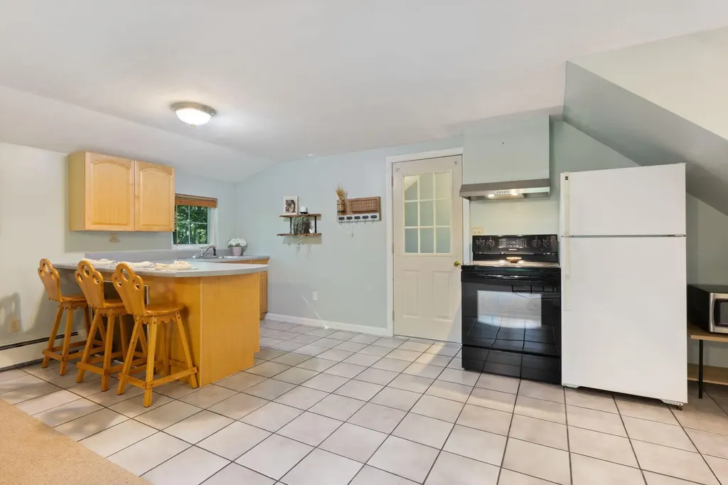 352 Log Cabin Road Arundel ME 04046