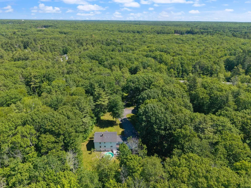 352 Log Cabin Road Arundel ME 04046