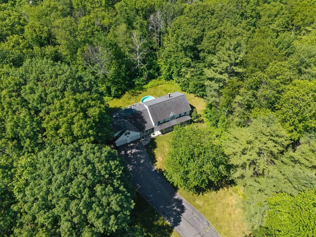 352 Log Cabin Road Arundel ME 04046