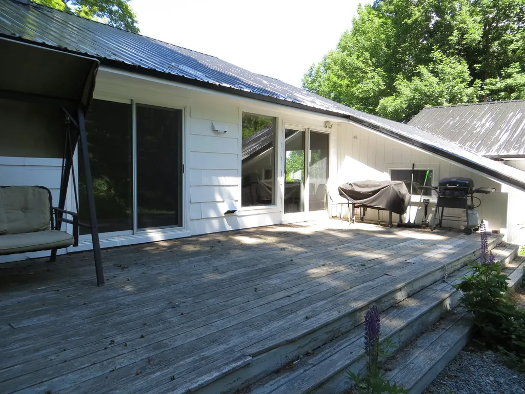 1412 Main Road Carmel ME 04419