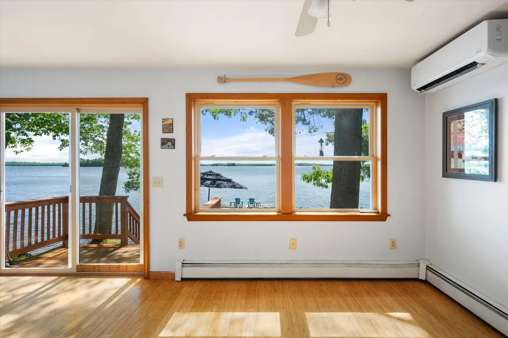 99 Lucky's Landing Glenburn ME 04401