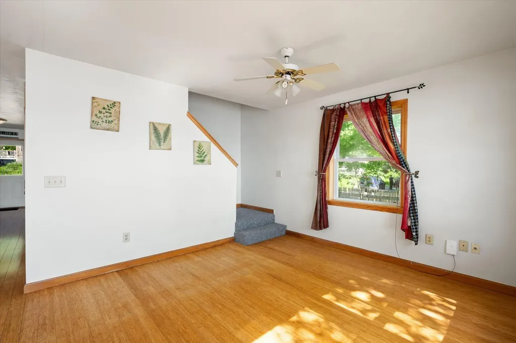 99 Lucky's Landing Glenburn ME 04401