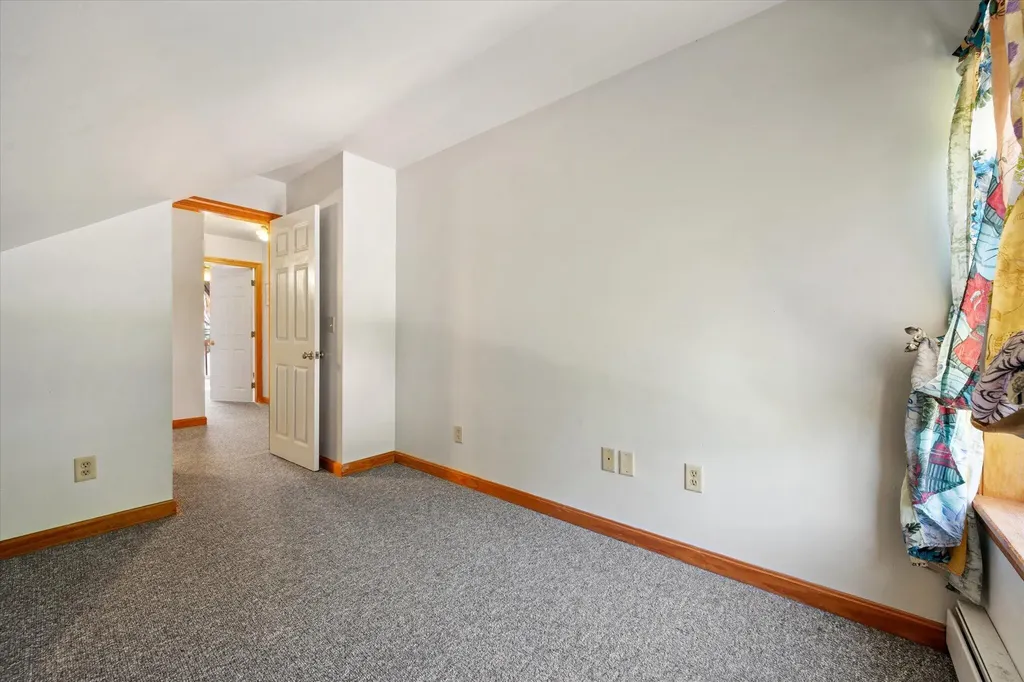99 Lucky's Landing Glenburn ME 04401