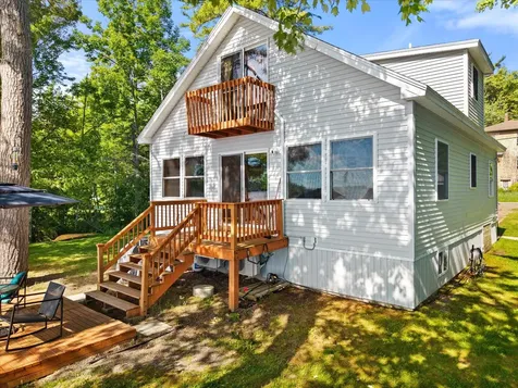99 Lucky's Landing Glenburn ME 04401