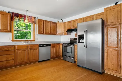 99 Lucky's Landing Glenburn ME 04401