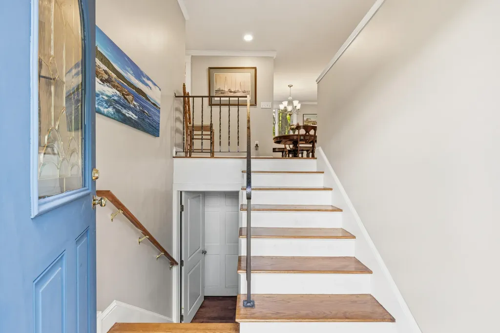 13 Harlow Street Scarborough ME 04074