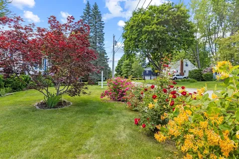 13 Harlow Street Scarborough ME 04074