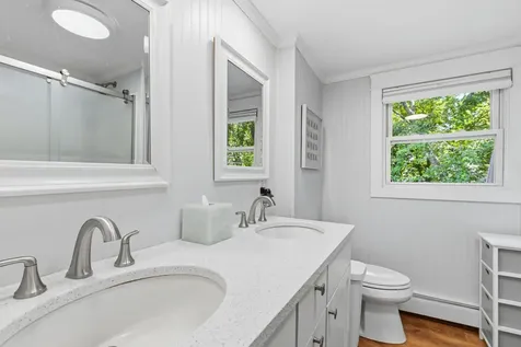 13 Harlow Street Scarborough ME 04074