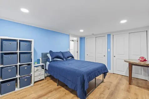 13 Harlow Street Scarborough ME 04074