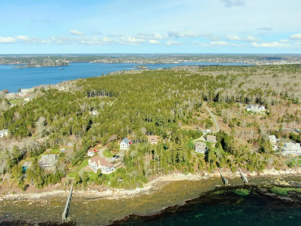 12 Linekin Road Boothbay Harbor ME 04538