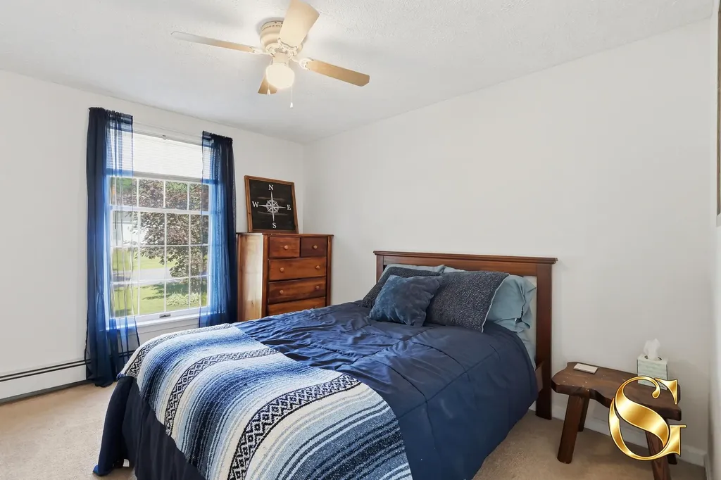 16 Coville Road Topsham ME 04086
