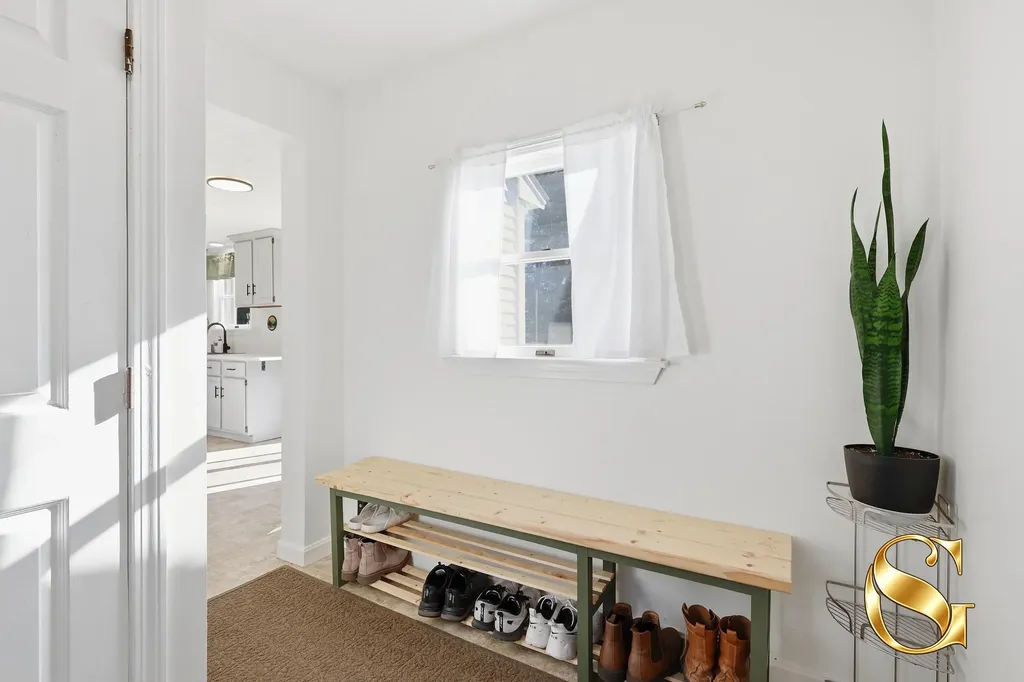 16 Coville Road Topsham ME 04086