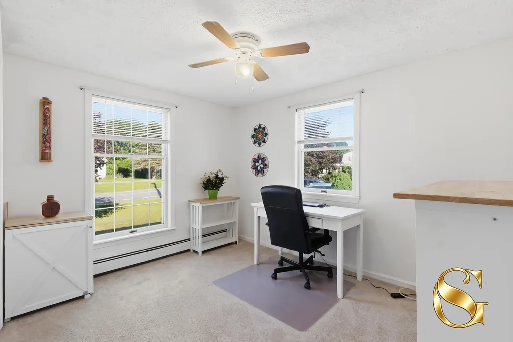 16 Coville Road Topsham ME 04086
