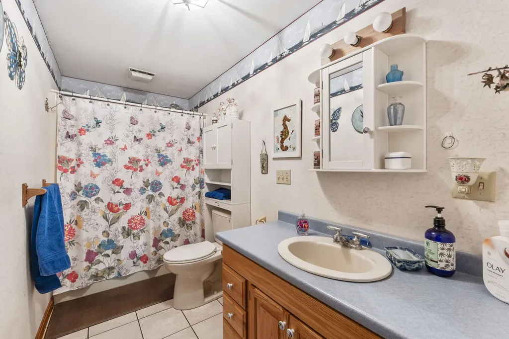 8 Computer Lane Litchfield ME 04350