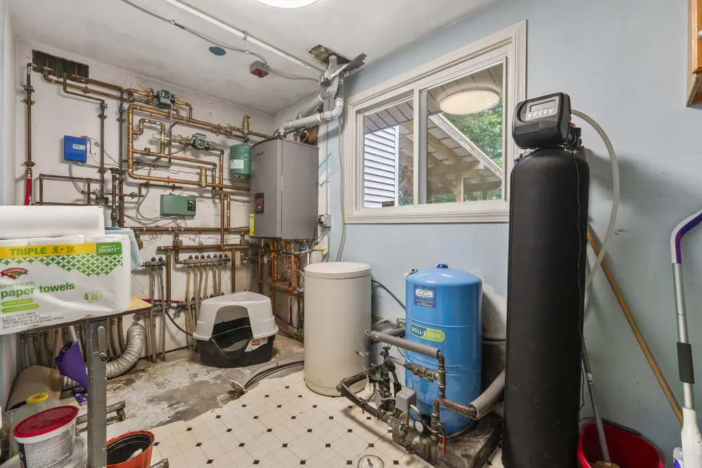 8 Computer Lane Litchfield ME 04350