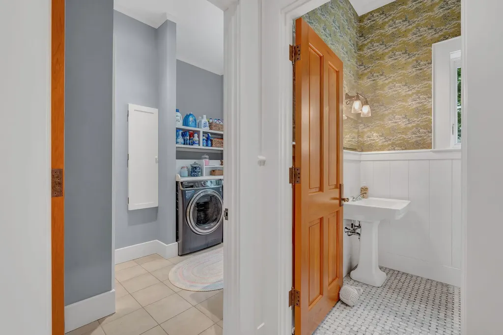 425 Seawall Road Southwest Harbor ME 04679