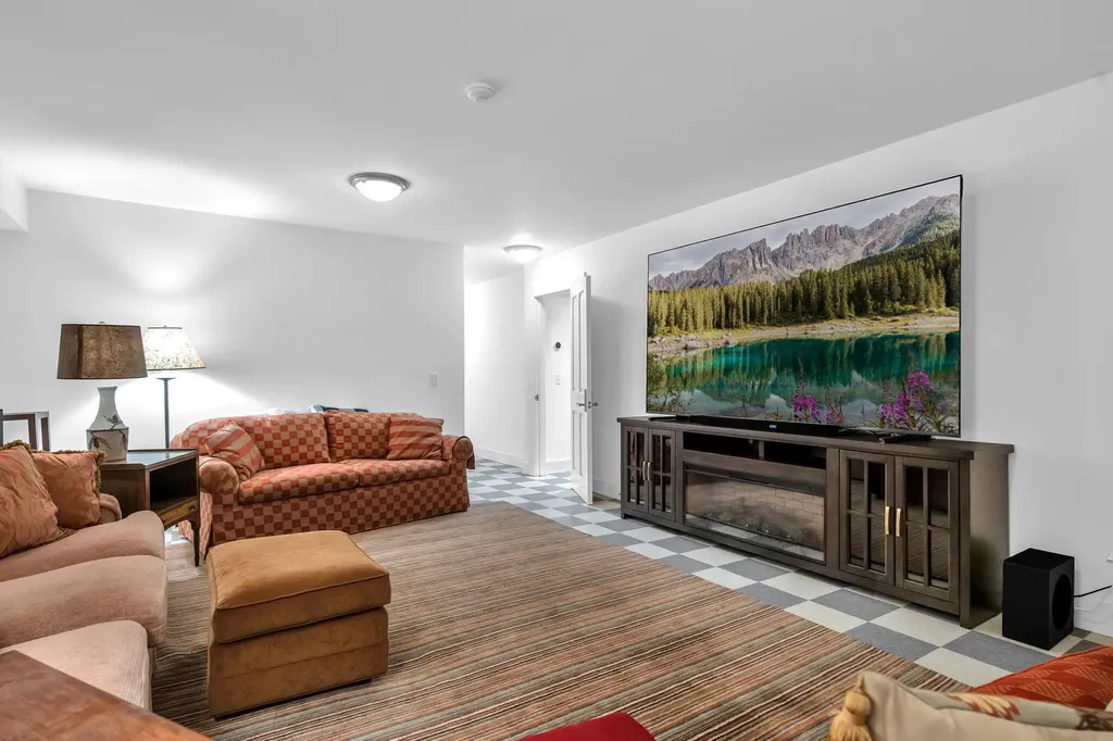 425 Seawall Road Southwest Harbor ME 04679