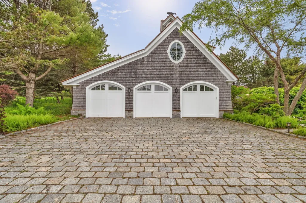 425 Seawall Road Southwest Harbor ME 04679