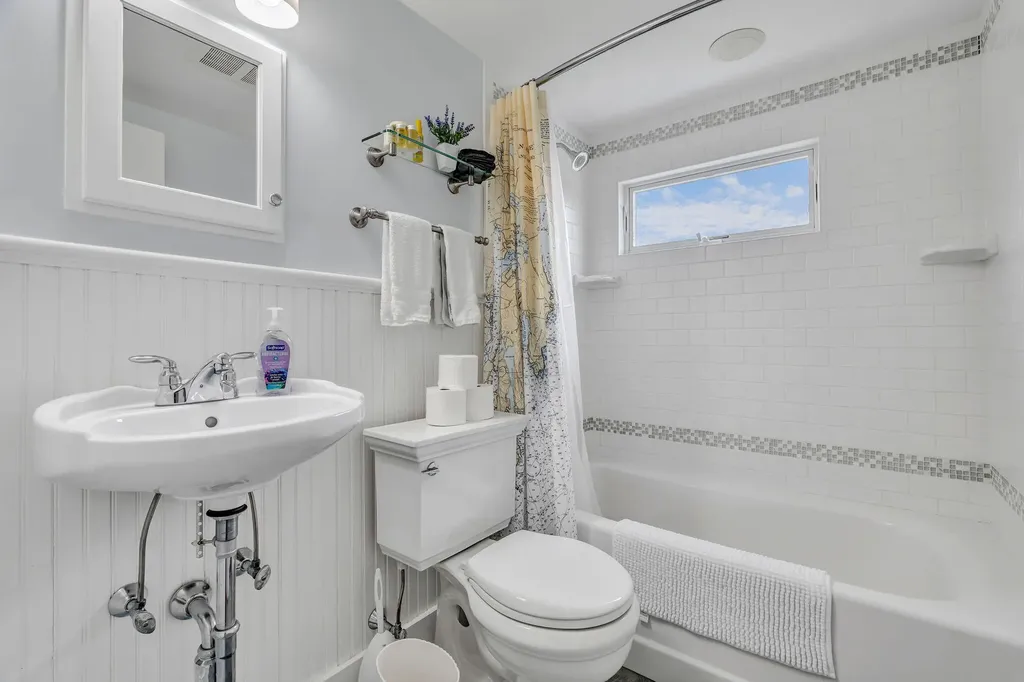 425 Seawall Road Southwest Harbor ME 04679