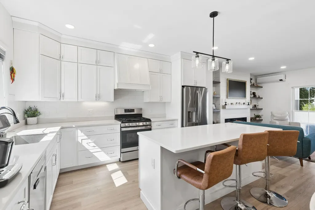23 Frontrunner Way Scarborough ME 04074