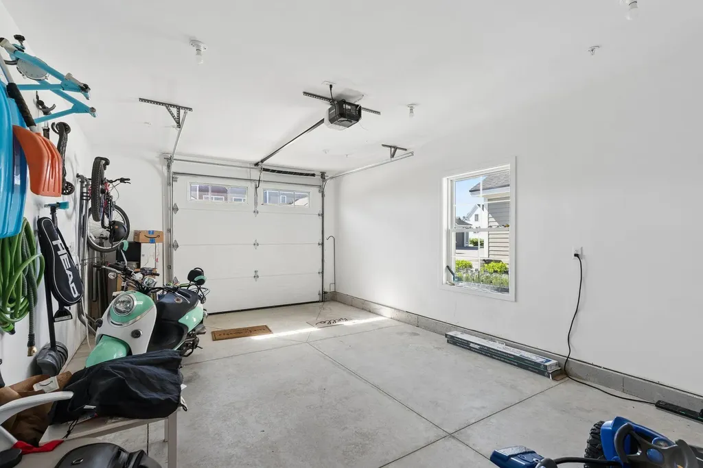 23 Frontrunner Way Scarborough ME 04074