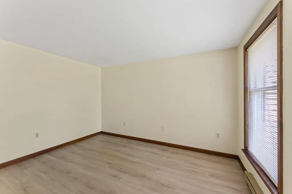 13 Cortland Circle Bangor ME 04401