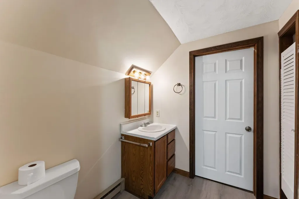 13 Cortland Circle Bangor ME 04401
