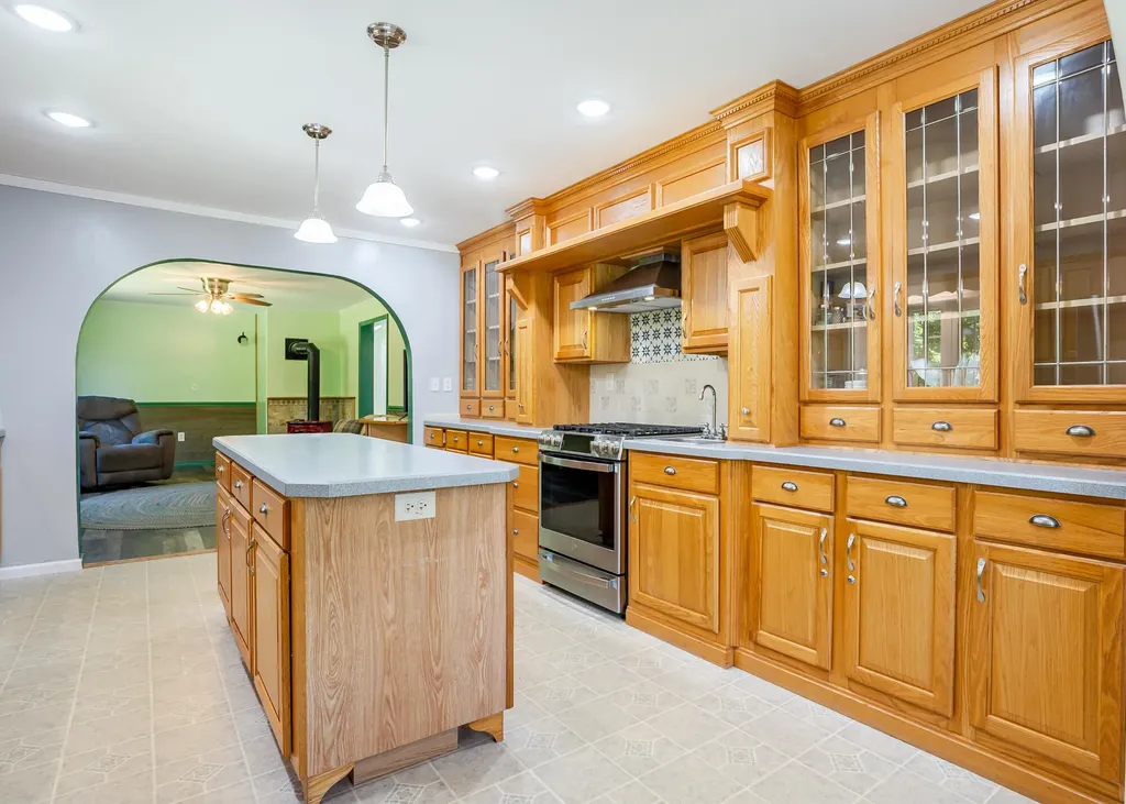 256 Meadow Road Topsham ME 04086