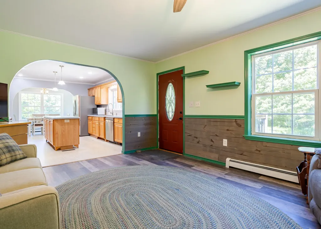 256 Meadow Road Topsham ME 04086