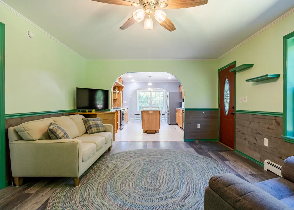 256 Meadow Road Topsham ME 04086