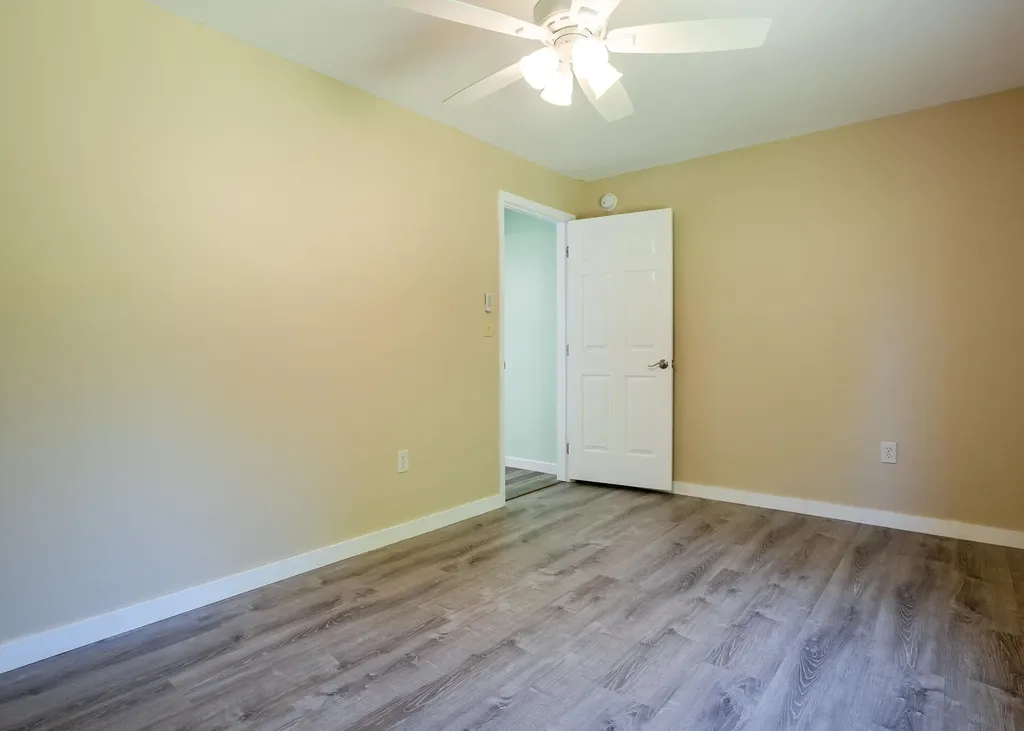256 Meadow Road Topsham ME 04086