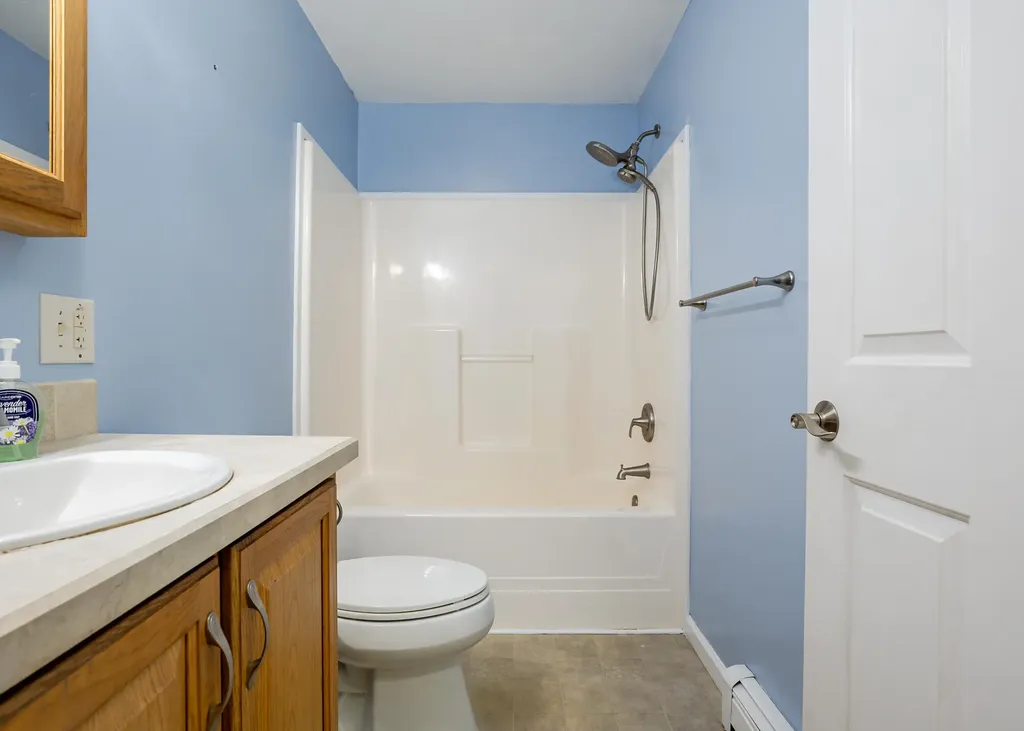 256 Meadow Road Topsham ME 04086