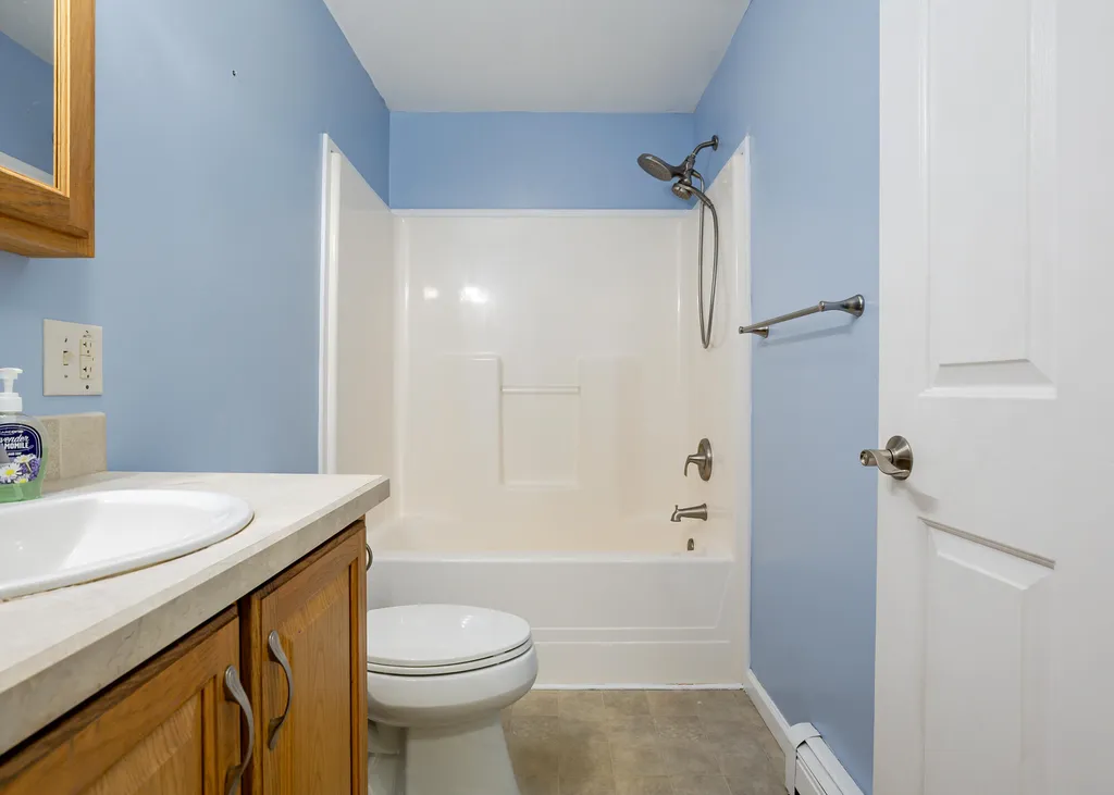 256 Meadow Road Topsham ME 04086