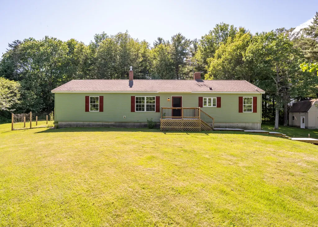 256 Meadow Road Topsham ME 04086