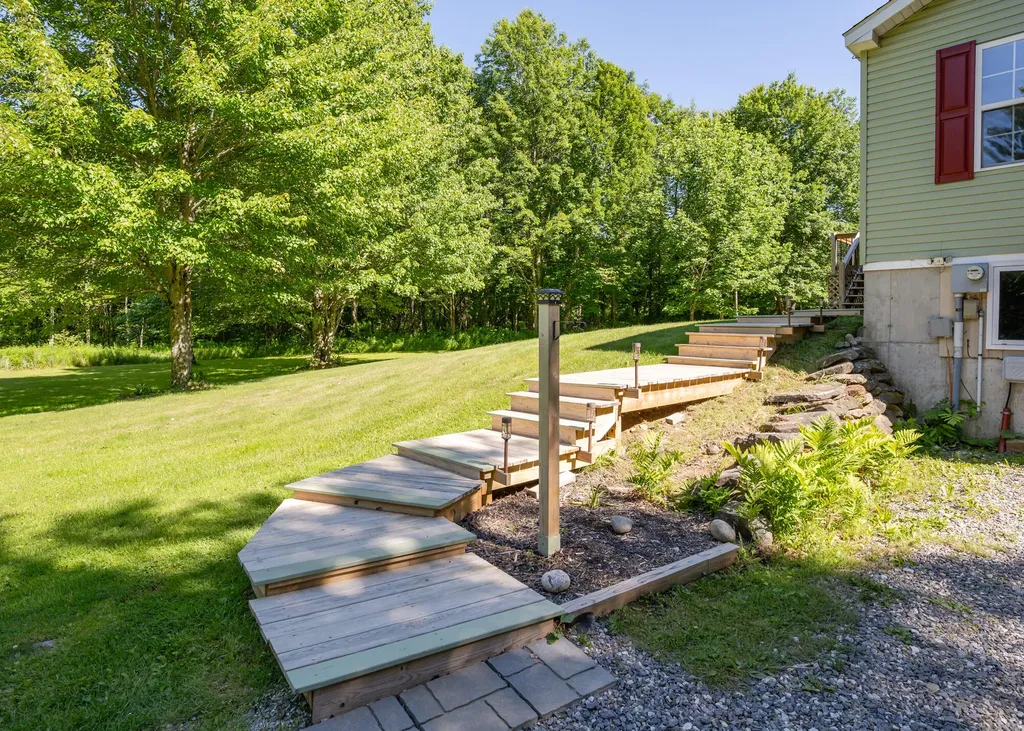 256 Meadow Road Topsham ME 04086