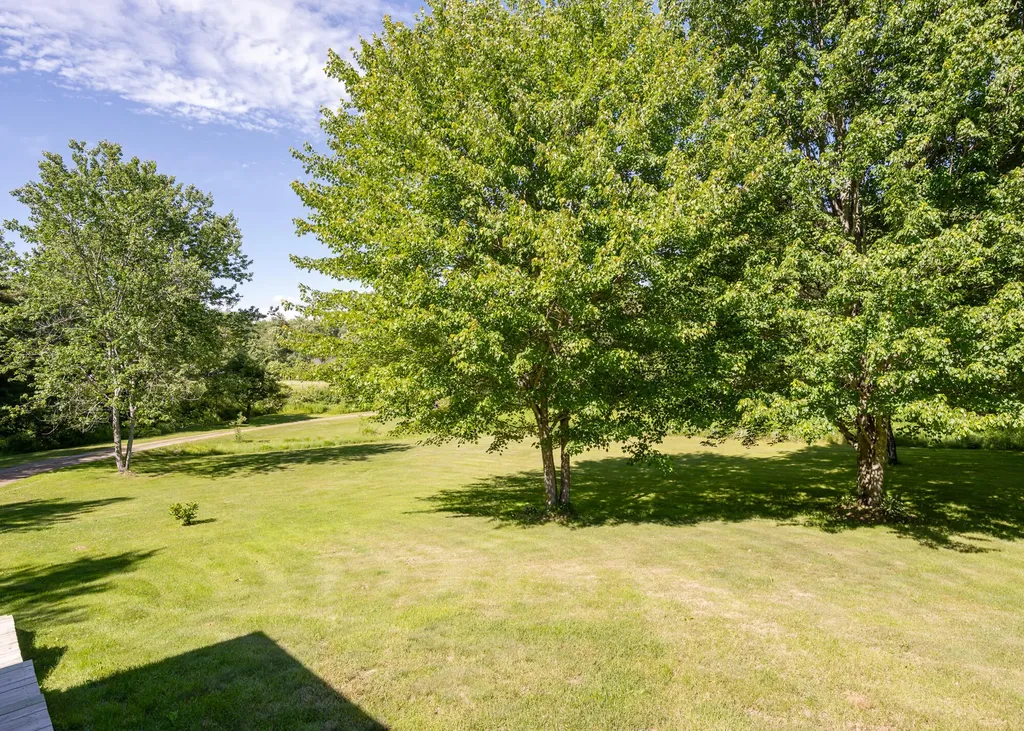 256 Meadow Road Topsham ME 04086