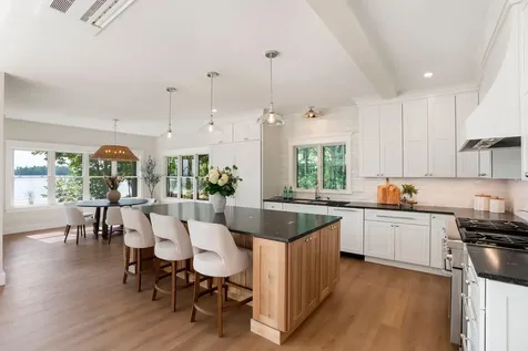 32 Hutchins Road Raymond ME 04071