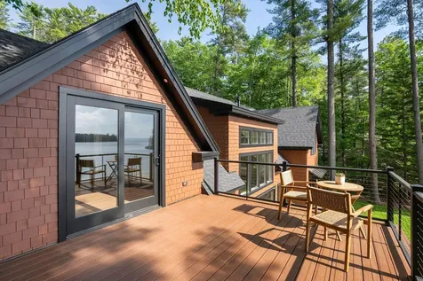32 Hutchins Road Raymond ME 04071