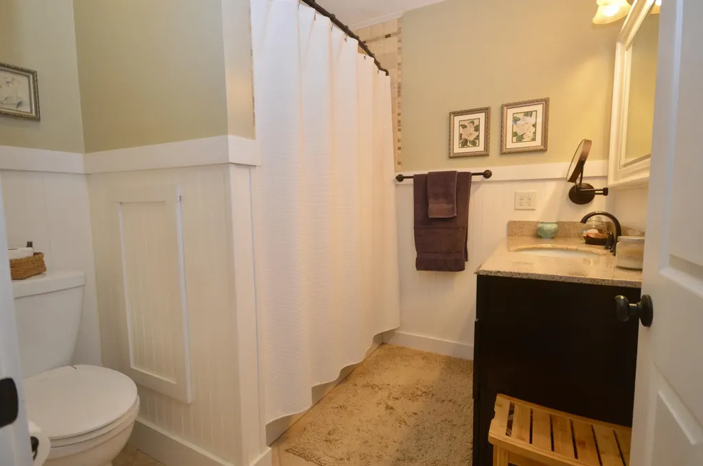 226 Center Drive Orrington ME 04474