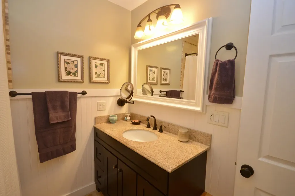 226 Center Drive Orrington ME 04474