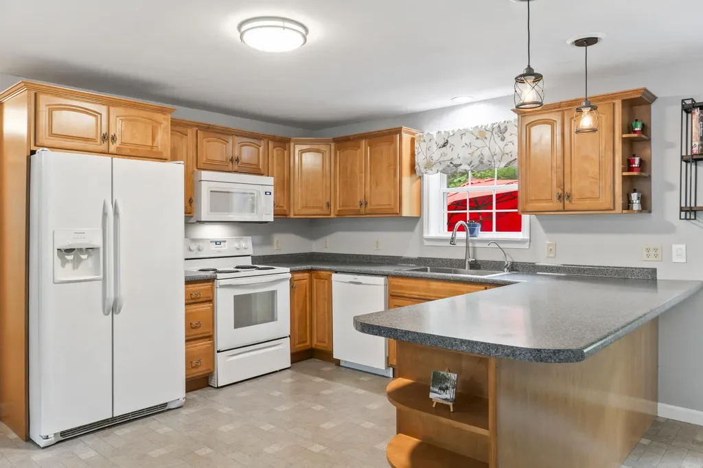 34 Thibeau Lane Greene ME 04236