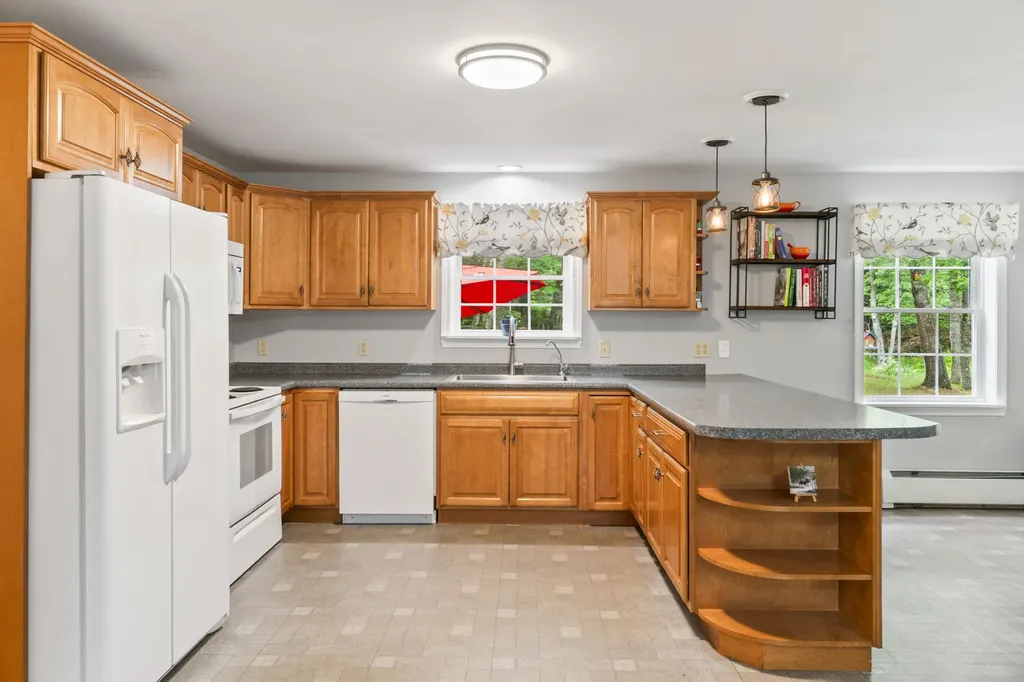 34 Thibeau Lane Greene ME 04236